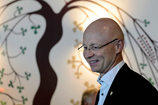 Före detta tränare i Rögle Jim Brithén har samlat