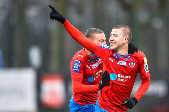 Helsingborgs Jordan Larsson och Darijan Bojanić jublar