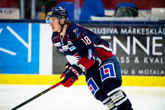 Linköpings Jacob Lilja värmer upp