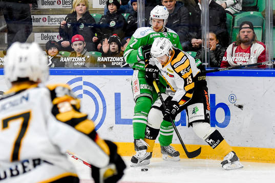 Rögles Patrick Cehlin och Skellefteås Mattias Ritola och