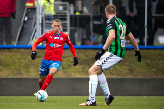 Helsingborgs Jordan Larsson möter GAIS Malkolm Moenza