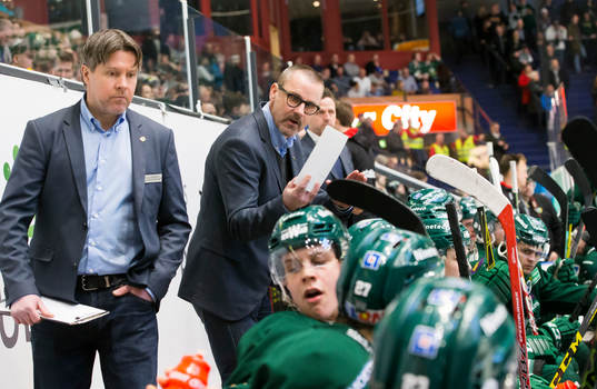 Färjestads tränare Tommy Samuelsson och ass.tränare