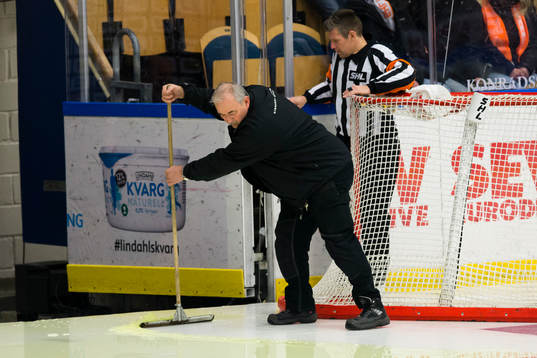 Bläddra bland fler bilder av Ishockey, SHL, HV71 - Karlskrona