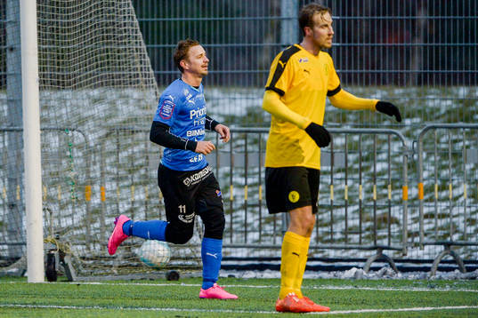Halmstads Fredrik Olsson jublar