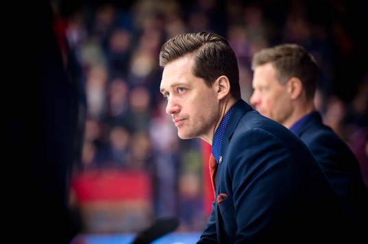 Växjös tränare Sam Hallam