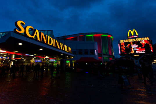 Scandinavium exteriört innan en ishockeymatch i SHL mellan