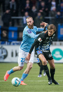 Sirius Oscar Pehrsson mot Malmö FFs Jo Inge Berget
