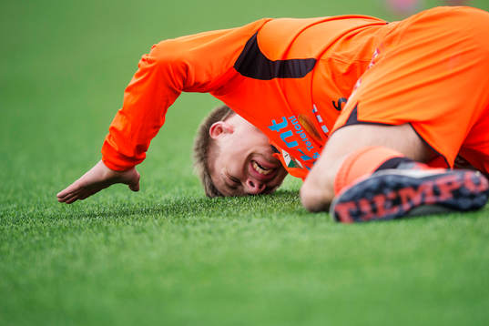 Varbergs Ivan Näsberg har ont