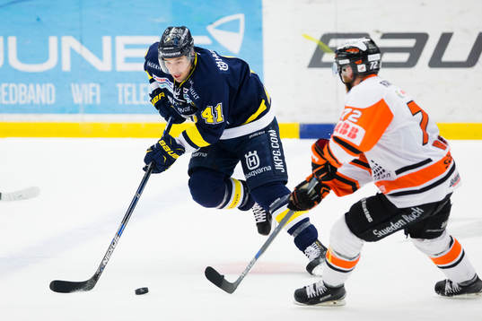 s Chris Campoli mot Karlskronas Joachim Rohdin