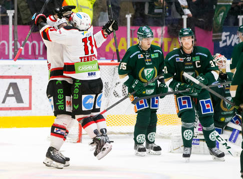 Malmö Redhawks Andreas Thuresson jublar