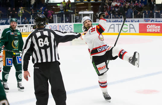 Malmö Redhawks Andreas Thuresson jublar