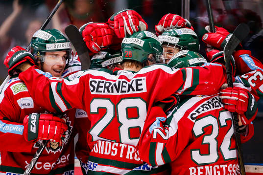 Frölundas Kristian Vesalainen jublar