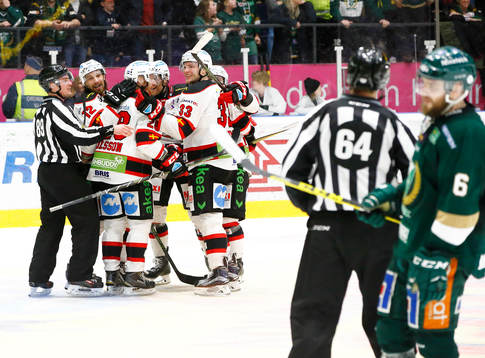 Malmö Redhawks Andreas Thuresson jublar