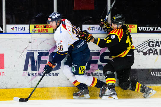 Djurgårdens Philip Holm och Brynäs Johan Alcén