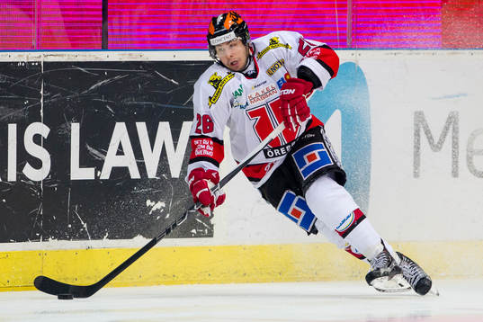 Örebros Greg Squires