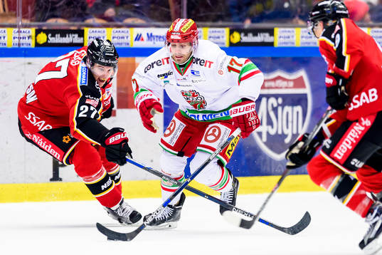 Modos Patrick Dwyer och Luleås Brendan Mikkelson