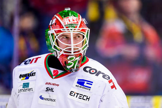 Modos målvakt Adam Reideborn