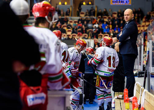 Modos tränare Andreas Johansson