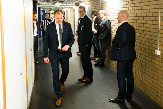 s tränare Johan Lindbom, ordförande Agne Bengtsson och