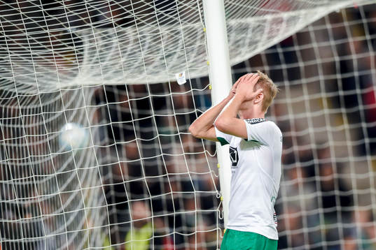 Hammarbys Erik Israelsson deppar