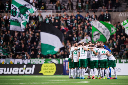 Hammarbys spelare samlas