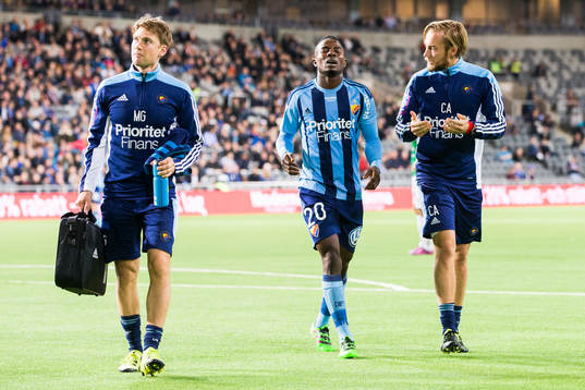 Djurgårdens Sam Johnson går av planen tillfälligt