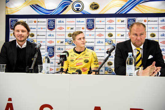 Elfsborgs klubbchef Stefan Andreasson, nyförvärv Joakim