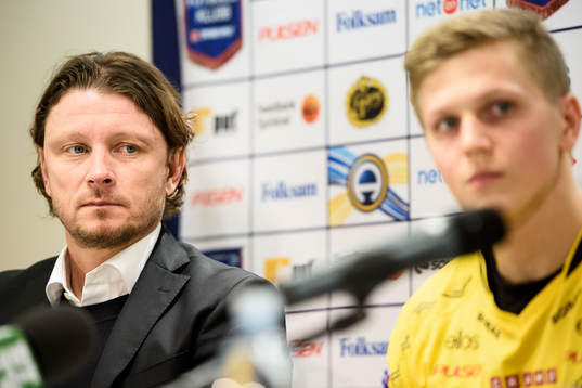 Elfsborgs klubbchef Stefan Andreasson med nyförvärv