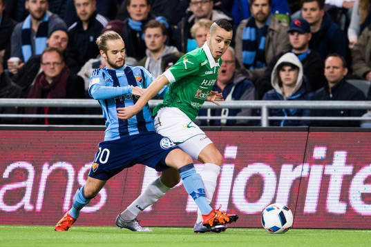Djurgårdens Daniel Berntsen och Ljungskiles Ahmed El Amrani