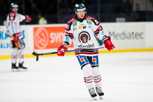 Frölundas Elias Fälth ser koncentrerad ut