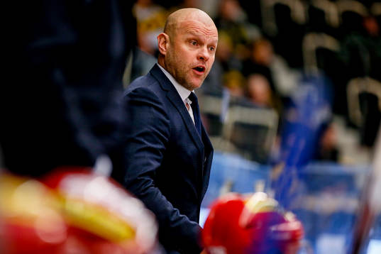 MoDos tränare Andreas Johansson