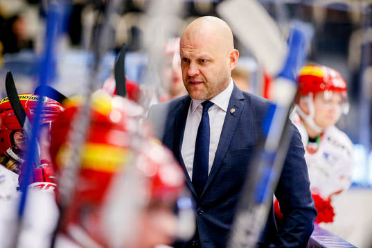 MoDos tränare Andreas Johansson
