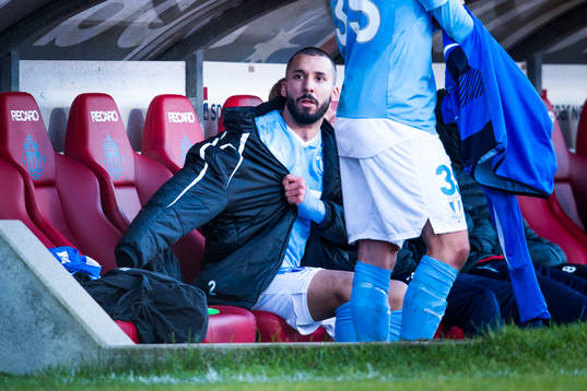 Malmö FFs Guillermo Molins deppar när han byts ut