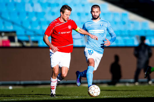 Ålborgs Thomas Augustinussen och Malmö FFs Guillermo
