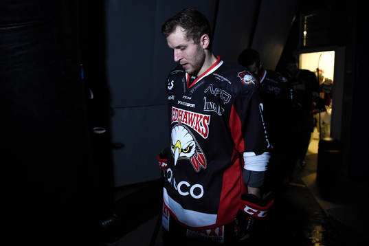 Malmö Redhawks Frederik Storm gör entre innan