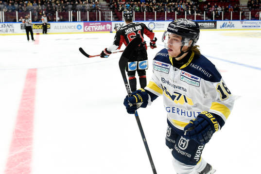 s Filip Sandberg jublar