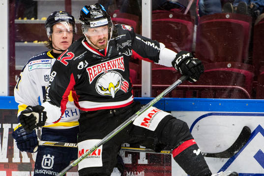 s Emil Johansson
