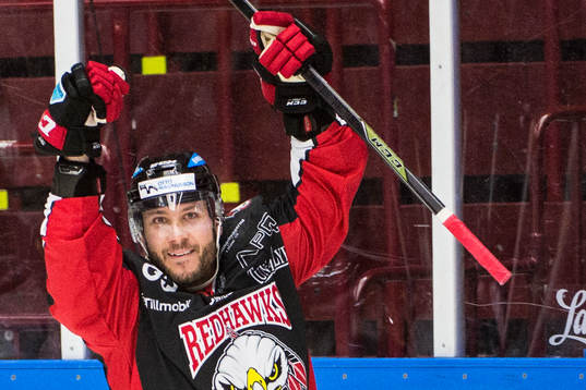 Malmö Redhawks Joey Tenute jublar
