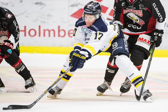 s Emil Johansson