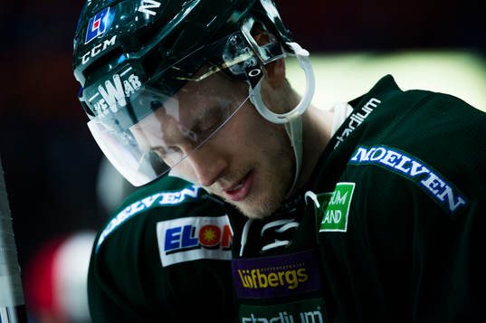 Färjestads Johan Ryno deppar