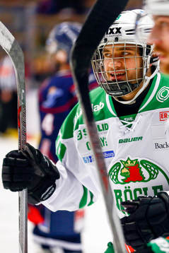 Rögles Timothy Liljegren jublar