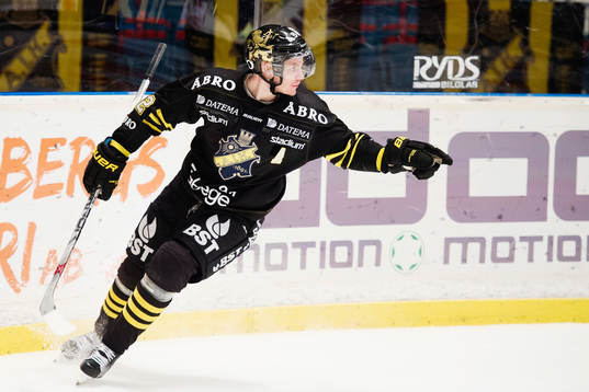 s Fredrik Hynning jublar
