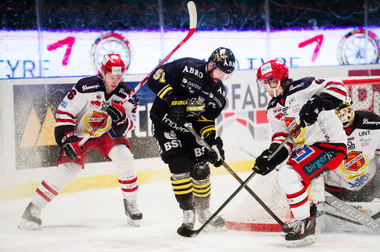 s Emil Lundberg och Almtunas Patrik Norén och Anton Öhman