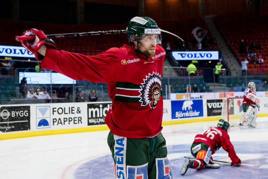 Frölundas Christoffer Persson tänjer