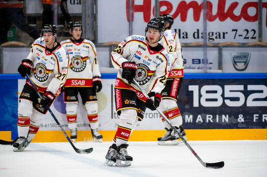 Luleås Lucas Wallmark värmer upp