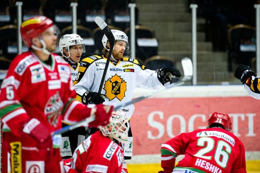 Skellefteås Mattias Ritola jublar