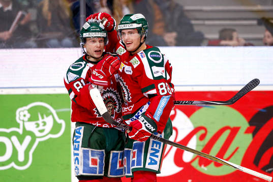 Frölundas Ryan Lasch och Andreas Johnson jublar