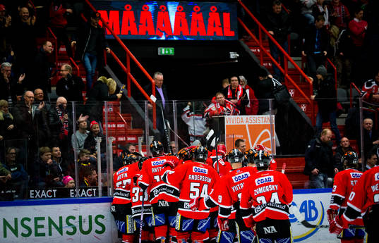 Örebros Joel Mustonen gör 2-1 och jublar