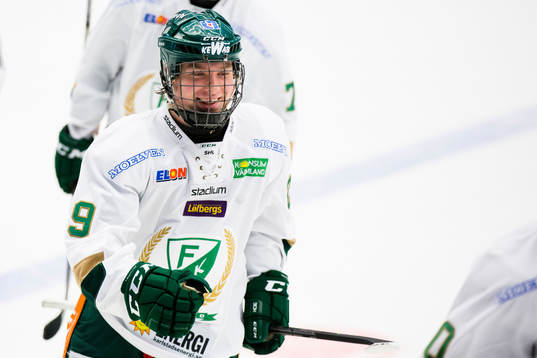 Färjestads Oskar Steen