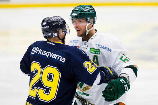 s Chris Abbott och Färjestads Ole-Kristian Tollefsen i